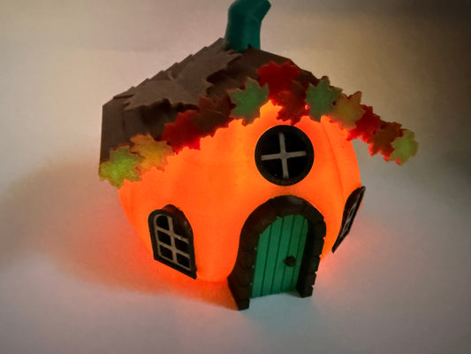 Kürbishaus beleuchtet