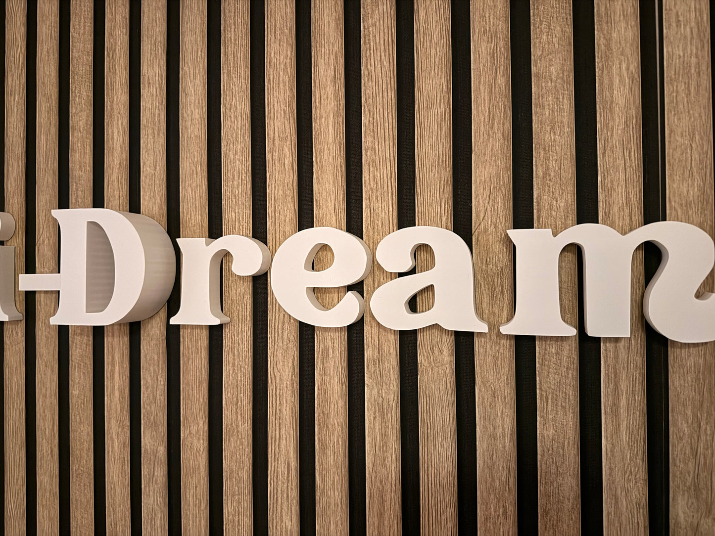 3D Buchstaben zur Wandmontage