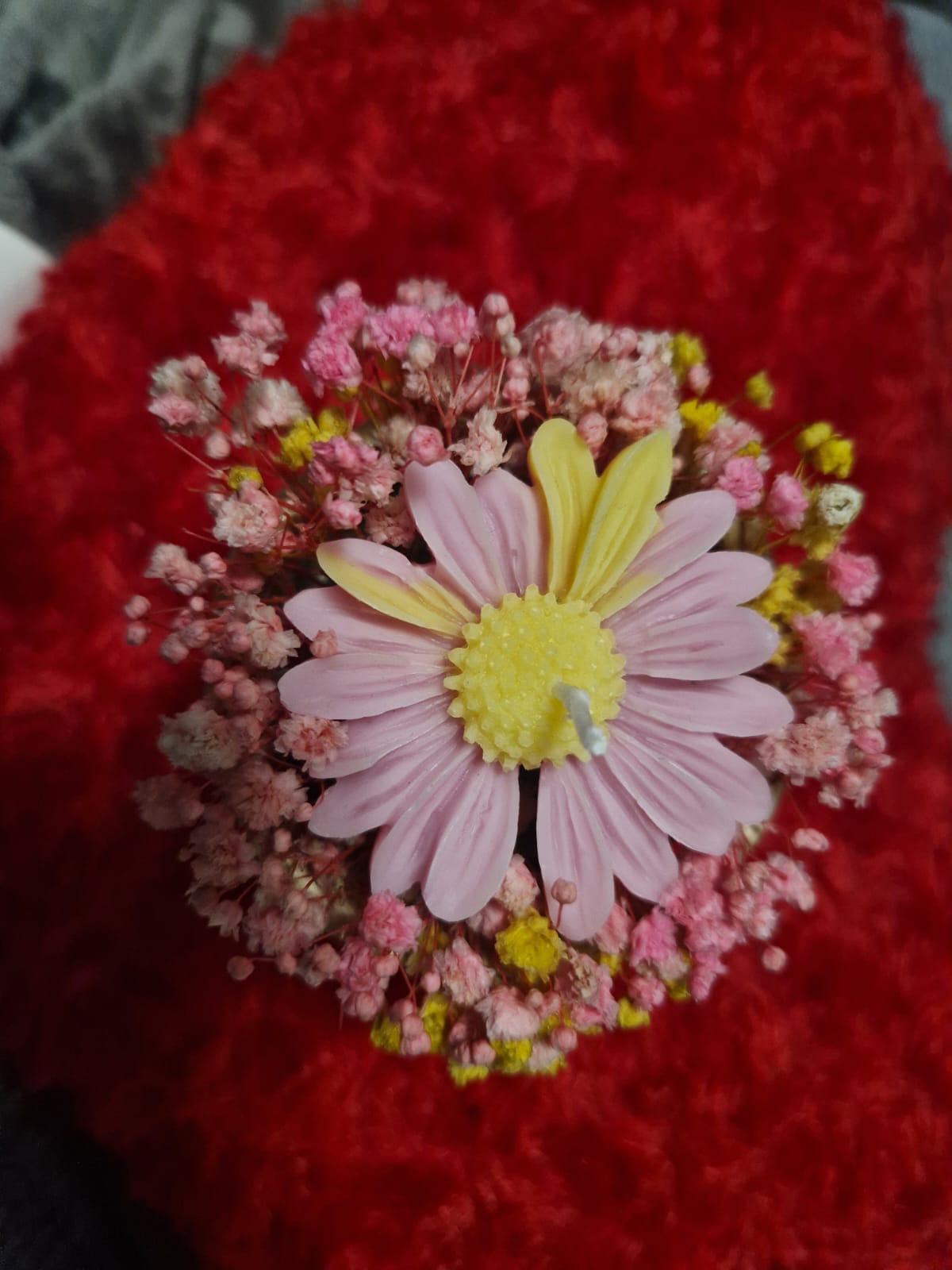 Kleiner Blumentopf mit Blumenkerze