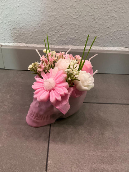 Totenkopf Rosa Pink Kerzen Blumengesteck