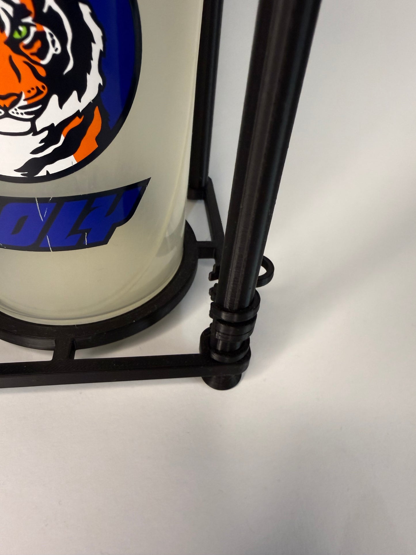 Regal für Holy Shaker