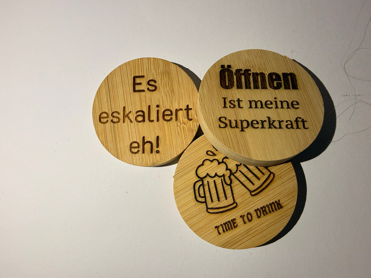 Flaschenöffner magnetisch mit Wunschgravur Rund