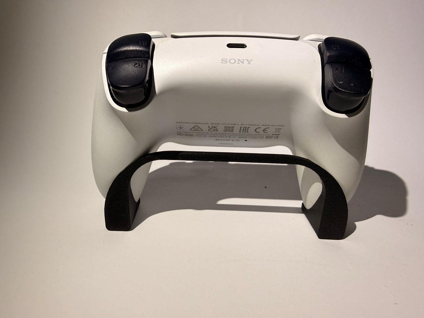 PlayStation 5 Dualsense Controller Ständer schwebend