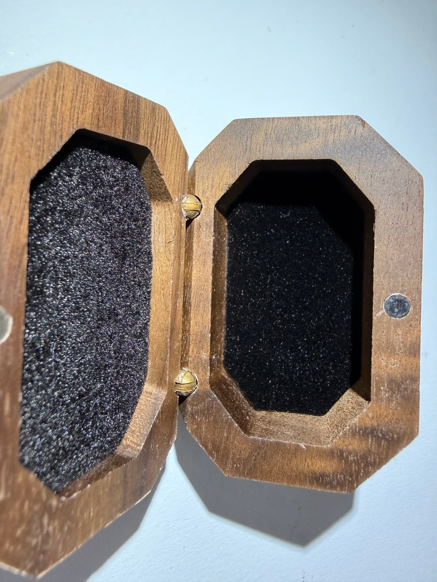 Personalisierte Walnuss Box für Trauringe Ringbox Schatulle Hochzeit Trauung